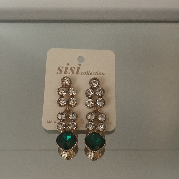 Sisi Collection. Fantasy earrings - Picture 2 of 3